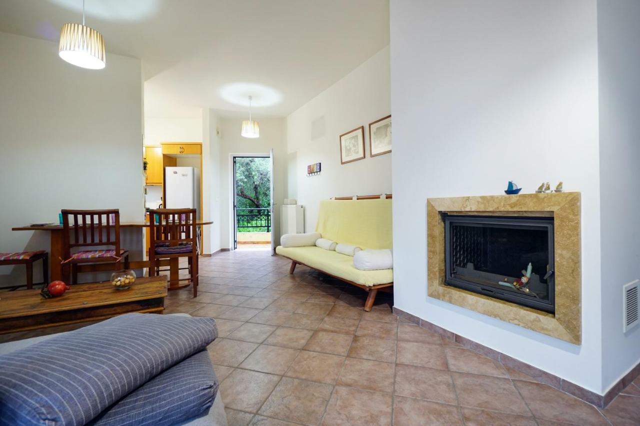 Sunny Apartment Daratsos Exterior foto